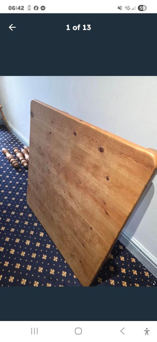 Buy & Sell Wapping East London - Photos for Table and chairs