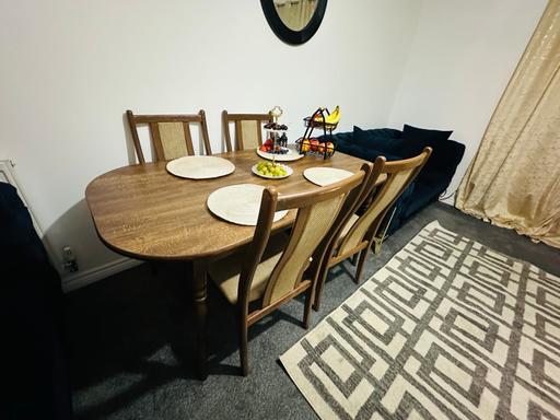 Buy & Sell Cockett Swansea - Wales - Photos for Solid dinning table and chair set