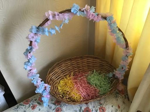 Buy & Sell Essington Wolverhampton - Photos for Big Easter basket