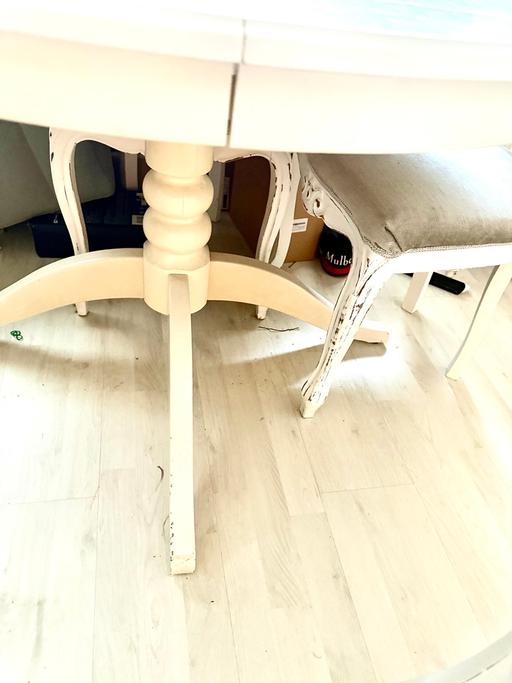 Buy & Sell Greenwich South East London - Photos for Dining table and chairs