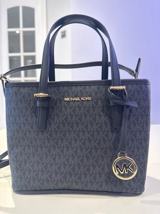 Buy & Sell Ilford Redbridge - Photos for Michael Kors Black Signature Tote/Crossbody