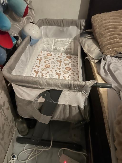 Buy & Sell Caerphilly Town Centre Caerphilly - Wales - Photos for Next to me crib