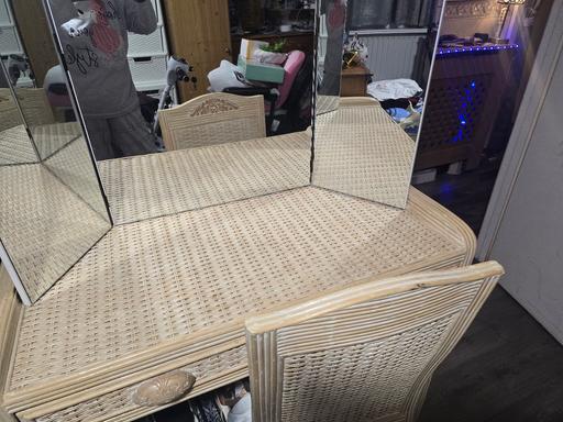 Buy & Sell Stoke Heath Bromsgrove - Photos for dressing table with large removable mirror a