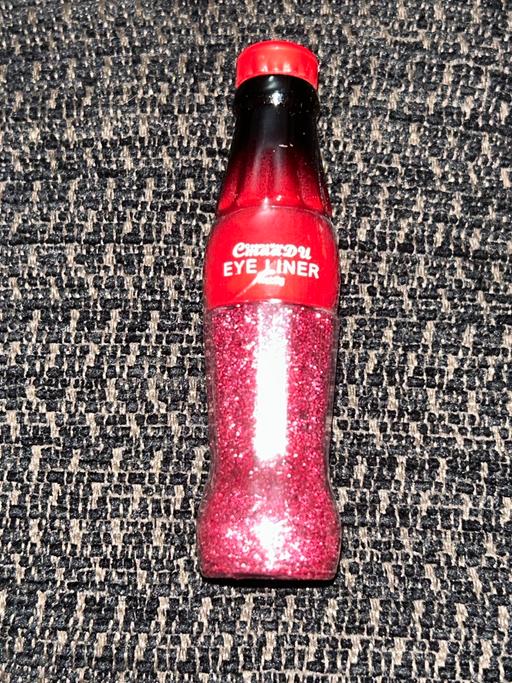 Buy & Sell Northville South Gloucestershire - Photos for Glitter eyeliner - pink