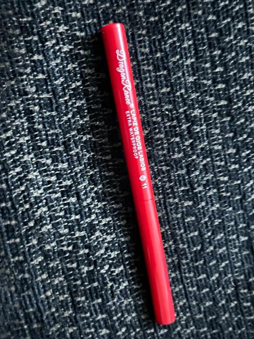 Buy & Sell Northville South Gloucestershire - Photos for Red lipliner crayon