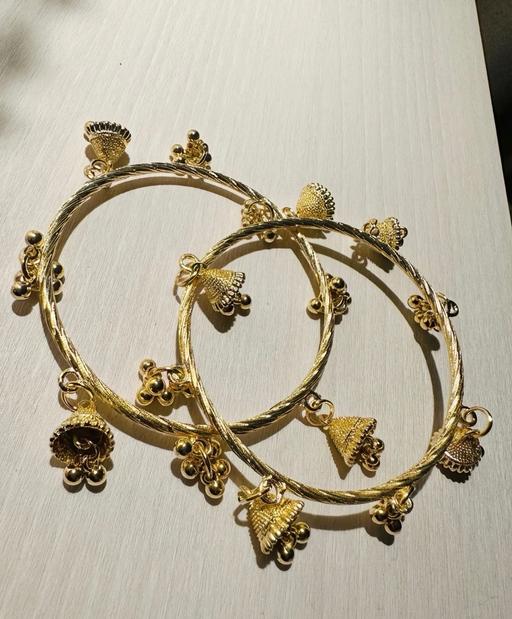 Buy & Sell Mickleover Derby - Photos for Good tone charm bangle set