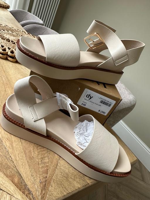 Buy & Sell Mickleover Derby - Photos for Cream play form sandals size 6