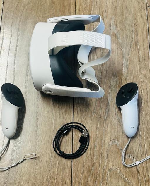 Buy & Sell Lye Dudley - Photos for Meta Quest 3S - 256GB - Like New