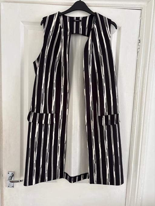 Buy & Sell Wombwell Barnsley - Photos for Roman Long Line jacket size 12 ex condition