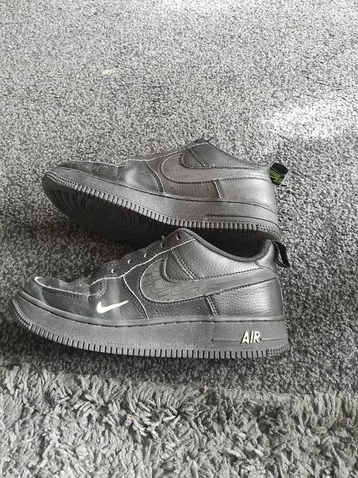 Buy & Sell Bentley Walsall - Photos for Nike air trainers