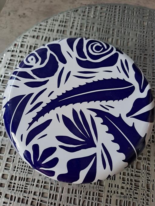 Buy & Sell Park Hill Sheffield - Photos for brandnew lip care gift tin