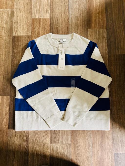 Buy & Sell Eggborough North Yorkshire - Photos for Ladies BNWT M&S Navy jumper size 16