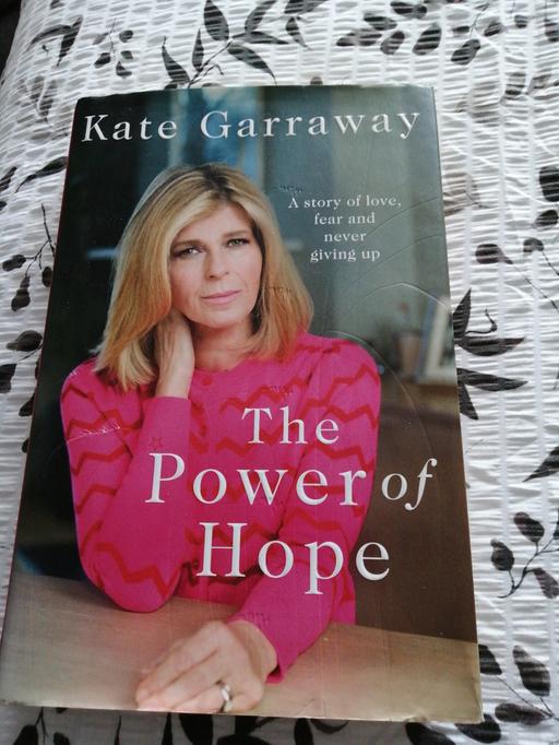 Buy & Sell Wednesfield Wolverhampton - Photos for Kate Garraway book