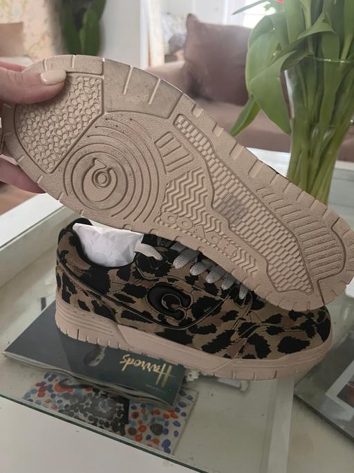 Buy & Sell Woolwich South East London - Photos for Women’s coach trainers