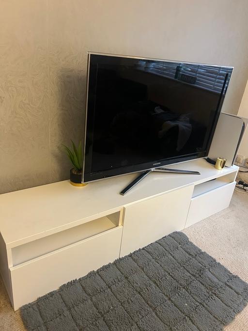 Buy & Sell Surbiton Kingston upon Thames - Photos for Large white TV stand