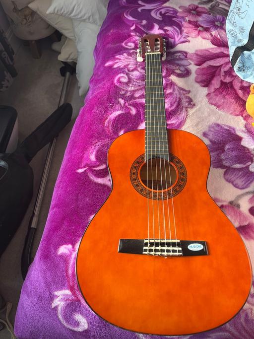 Buy & Sell Bexleyheath Bexley - Photos for Valencia 3/4 guitar