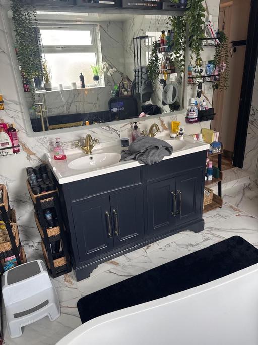 Buy & Sell Rusholme Manchester - Photos for His and her Double bathroom sink and cabinet