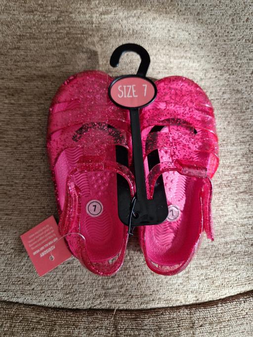 Buy & Sell Ramsgate Thanet - Photos for bn girls pink jelly shoes size 7