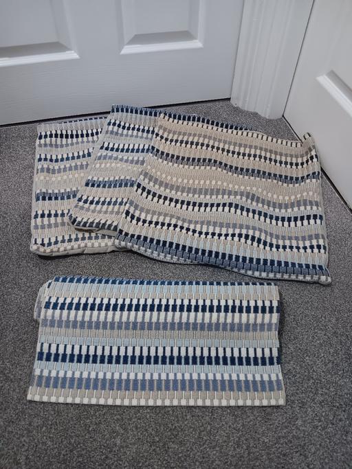 Buy & Sell Newton-Le-Willows Saint Helens - Photos for Cushion covers