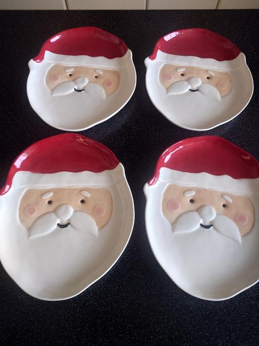 Buy & Sell Woodthorpe Charnwood - Photos for Set of 4 Santa Christmas plates