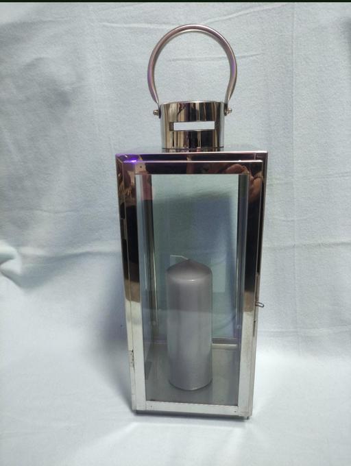 Buy & Sell Grafton Street Industrial Estate West Northamptonshire - Photos for Beautiful lantern with new candle