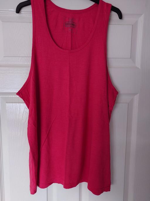 Buy & Sell Woodthorpe Charnwood - Photos for Mens red vest top size L