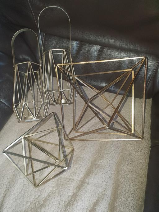 Buy & Sell Pensnett Dudley - Photos for Gold Metal Diamond Ornaments& 2 Gold Lanterns