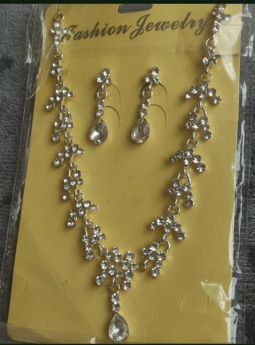 Buy & Sell Grafton Street Industrial Estate West Northamptonshire - Photos for New beautiful jewellery set