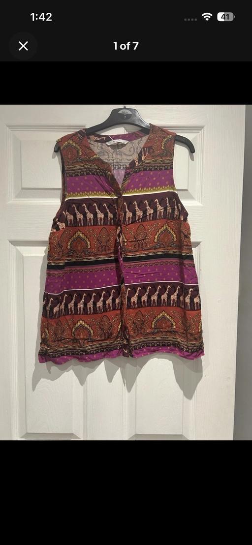 Buy & Sell Northville South Gloucestershire - Photos for Ladies patterned giraffe blouse size 10