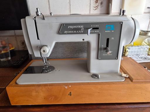 courses Isleworth Hounslow - Photos for Fritter & Rossman Sewing Machine
