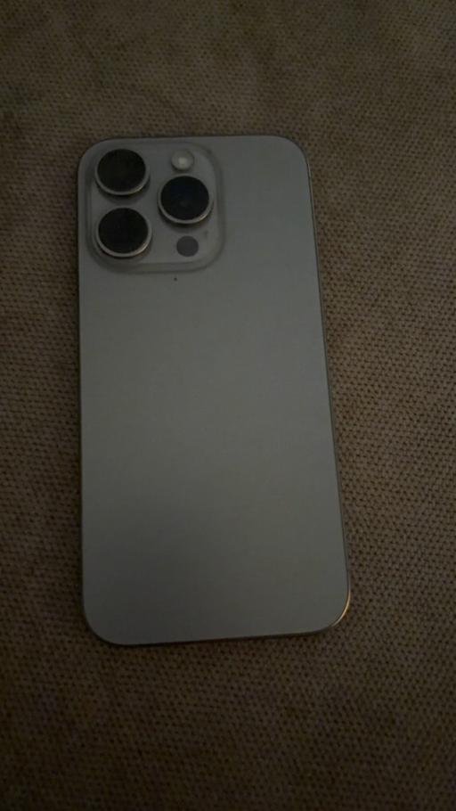 Buy & Sell The Grove County Durham - Photos for iPhone 15 pro