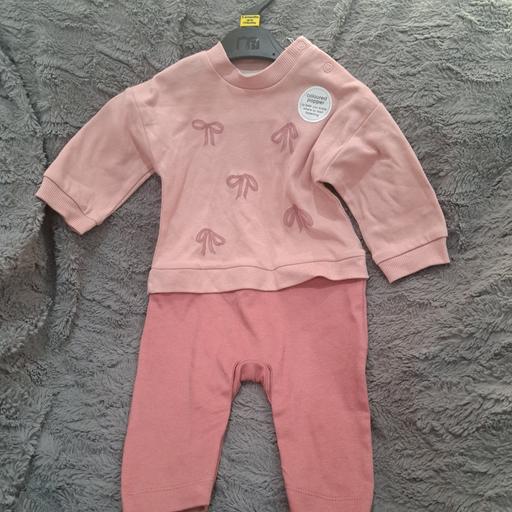 Buy & Sell Sutton Coldfield Birmingham - Photos for Baby outfit Age 3-6m