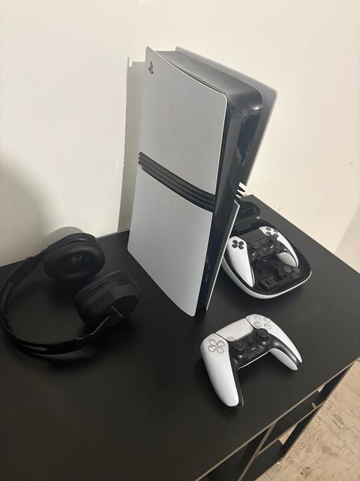 Buy & Sell Deptford South East London - Photos for Ps5 pro 2TB 