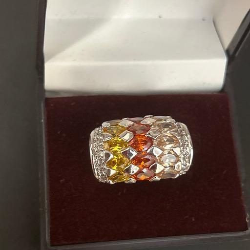 Buy & Sell Brooklands Milton Milton Keynes - Photos for Silver metal stone ring