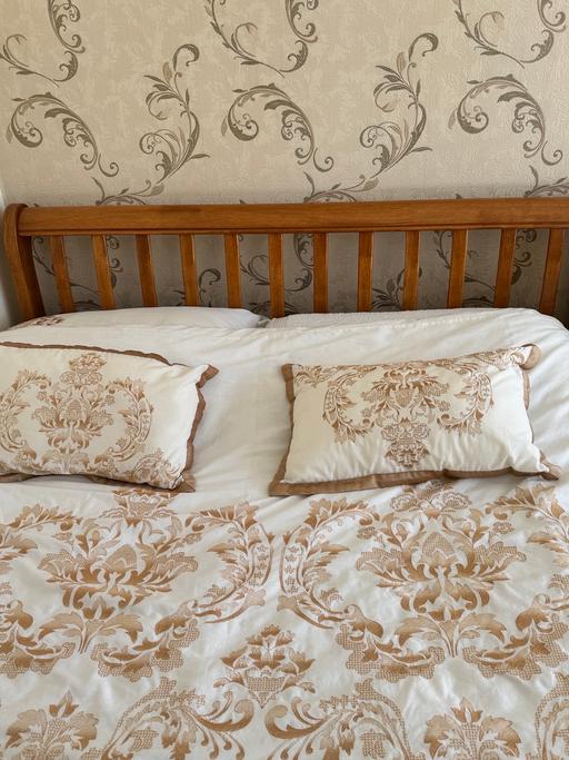 Buy & Sell Royton Oldham - Photos for Solid wood double bed frame