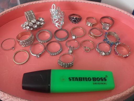 Buy & Sell Thatto Heath Saint Helens - Photos for 20 costume jewellery gemstone rings