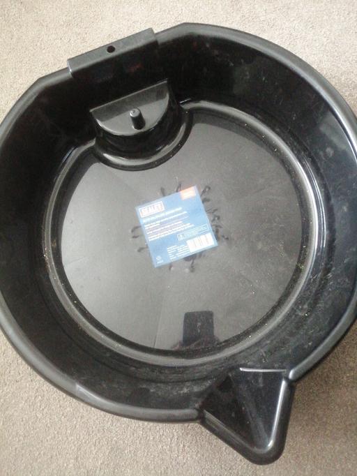 Buy & Sell Moseley Village Wolverhampton - Photos for New Sealey 8Ltr oil/fluid drain pan