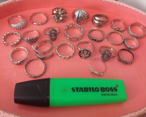 Buy & Sell Thatto Heath Saint Helens - Photos for 22 silver plated costume jewellery rings