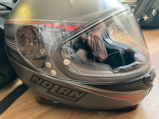 Vehicles Bromley Common South East London - Photos for Nolan n87 full helmet & Oxford case bag
