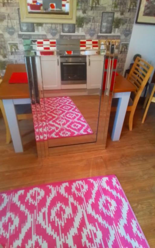 Buy & Sell Swinley Wigan - Photos for LARGE STYLISH MIRROR