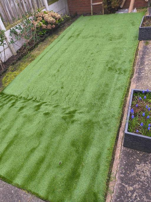 Buy & Sell Skelmersdale West Lancashire - Photos for Artificial grass 2m x 5m
