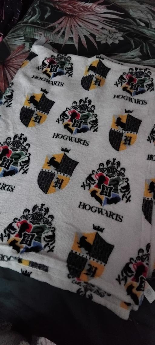 Buy & Sell Kings Norton Birmingham - Photos for Hogwarts blanket