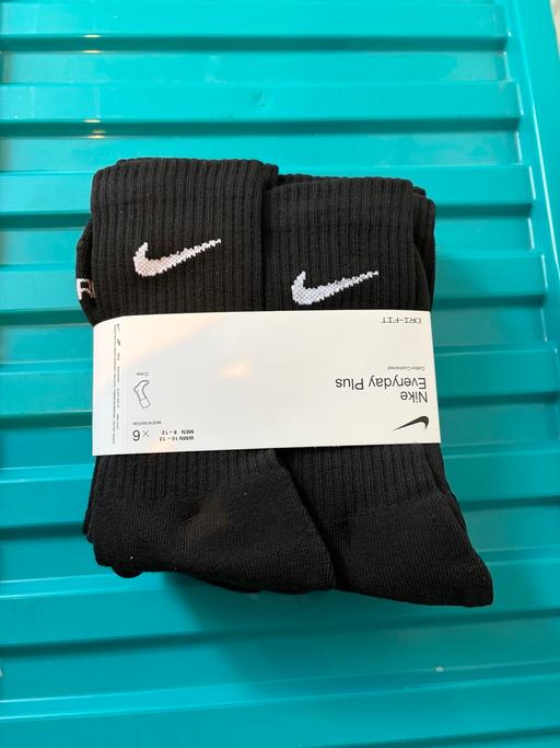 Buy & Sell Great Denham Bedford - Photos for Nike everyday DriFit 6 pack socks size 8-12