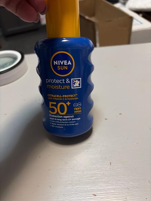 Buy & Sell Duckmanton Chesterfield - Photos for Nivea sun protect & moisture 50+