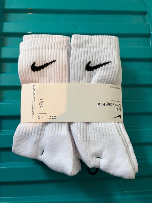 Buy & Sell Great Denham Bedford - Photos for Nike everyday DriFit 6 pack socks size 8-12