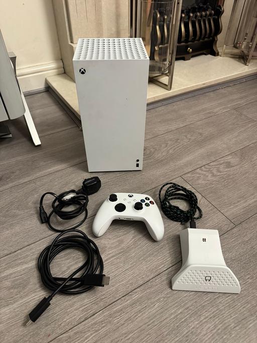 Buy & Sell Hill Top Sandwell - Photos for Xbox Series X White 1TB