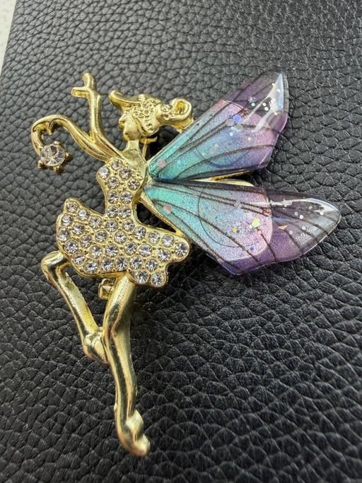 Buy & Sell Ocean Village Southampton - Photos for Beautiful fairy brooch