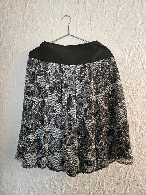 Buy & Sell Packmoor Stoke-on-Trent - Photos for Brand New Ladies Skirt