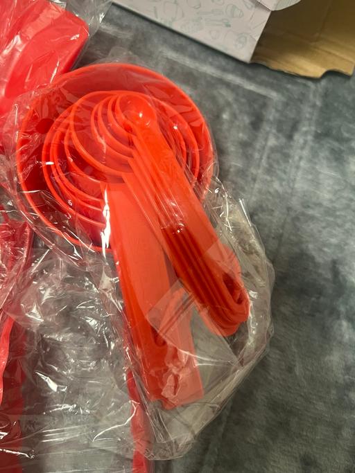 Buy & Sell Bardsley Oldham - Photos for Silicone kitchen utensils with holder