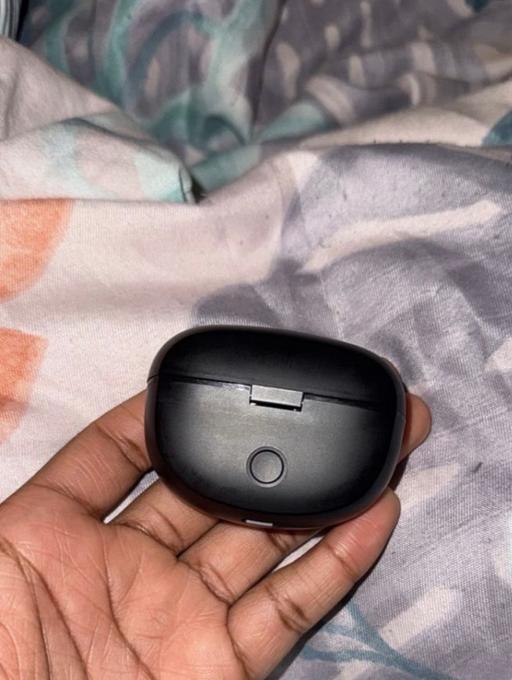 Buy & Sell Idle Bradford - Photos for Bose earbuds